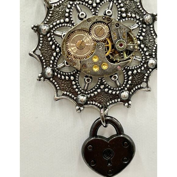 Gunmetal Steampunk Watch‎ Movement Gears Wheels Heart  Pendant Necklace - Picture 3 of 7